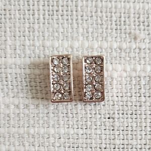 🆕️ GOLDTONE AND RHINESTONE STUDS 2/$10